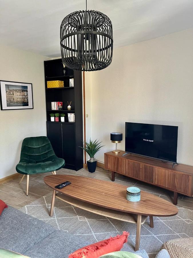 Le Perralieres Charmant 2 Chambres Metro Flachet Villeurbanne Luaran gambar
